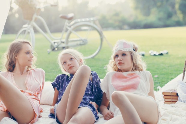 SUMMER_ROYAL_ROMANCE_FOX-66