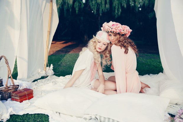 SUMMER_ROYAL_ROMANCE_FOX-70