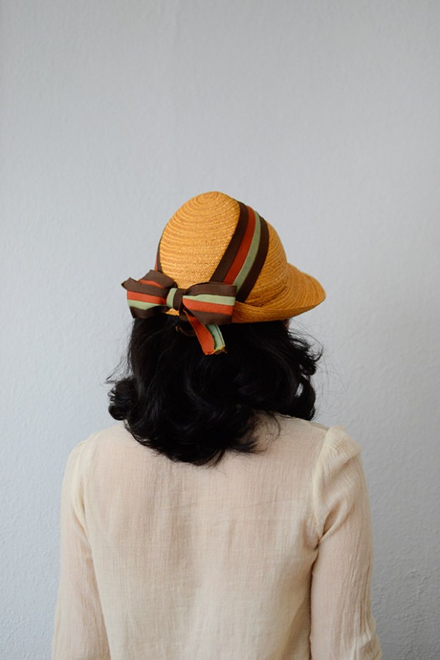 vintage1930sstrawstripedribbonhat