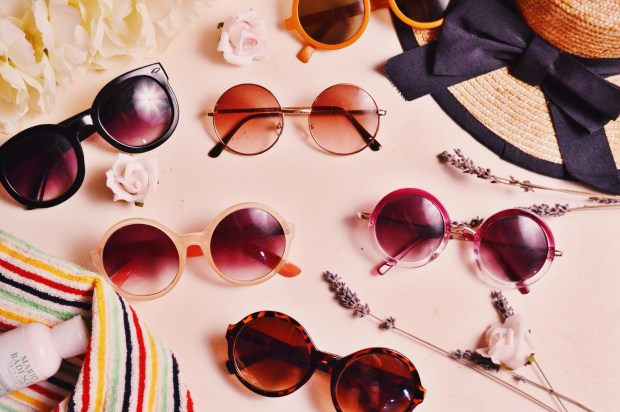 Larkspur Vintage | Round Sunnies