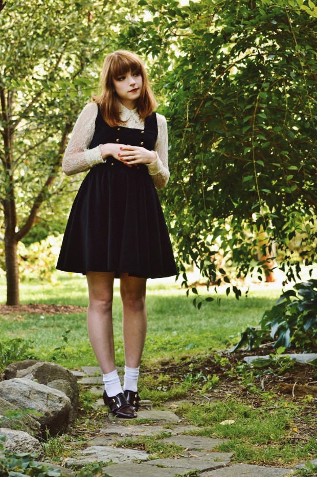 Larkspur Vintage | Outfit: Vivienne