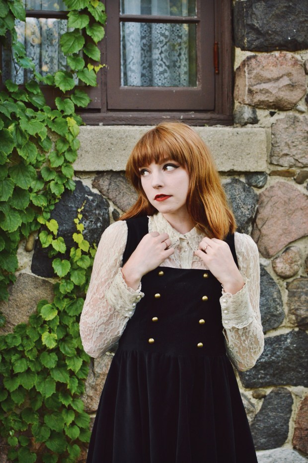 Larkspur Vintage | Outfit: Vivienne