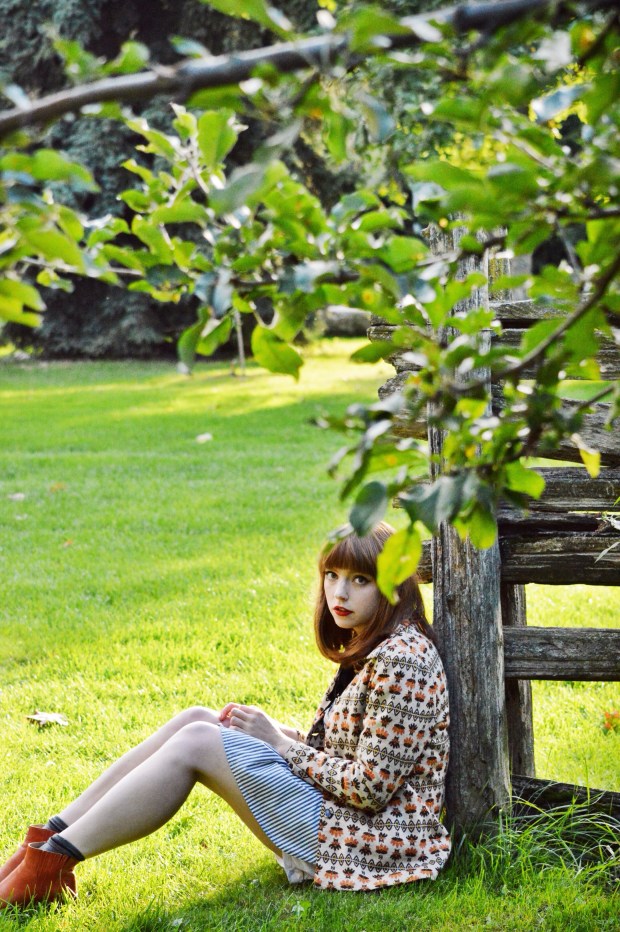 Larkspur Vintage | Outfit: Am I A Narcissist?