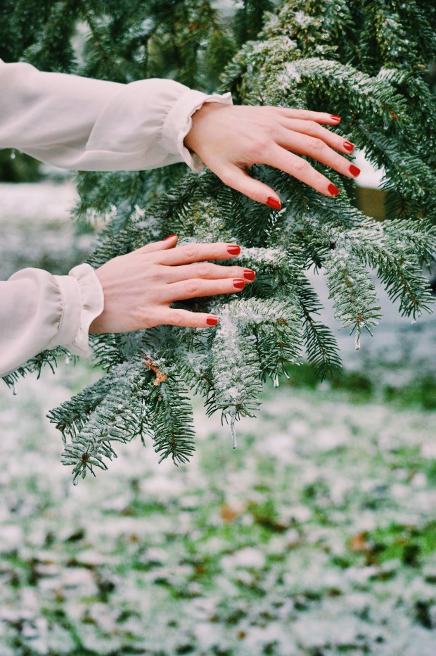 Larkspur Vintage | Outfit: Coming Home