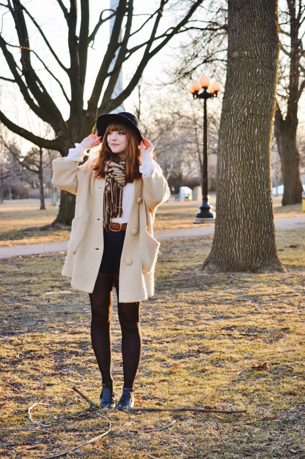 Larkspur Vintage | Outfit: Who Wears Short Shorts